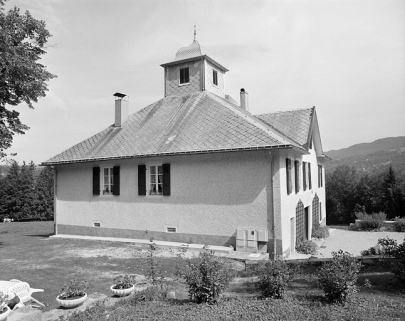 Façade latérale gauche. © Région Bourgogne-Franche-Comté, Inventaire du patrimoine Façade latérale gauche. © Région Bourgogne-Franche-Comté, Inventaire du patrimoine