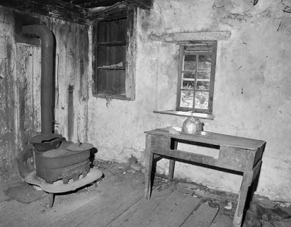 La pièce de séjour. © Région Bourgogne-Franche-Comté, Inventaire du patrimoine La pièce de séjour. © Région Bourgogne-Franche-Comté, Inventaire du patrimoine