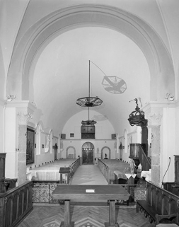 La nef vue depuis le choeur. © Région Bourgogne-Franche-Comté, Inventaire du patrimoine La nef vue depuis le choeur. © Région Bourgogne-Franche-Comté, Inventaire du patrimoine