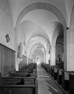 Le bas-côté gauche. © Région Bourgogne-Franche-Comté, Inventaire du patrimoine