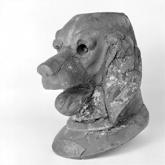 Tête de chien. © Région Bourgogne-Franche-Comté, Inventaire du patrimoine