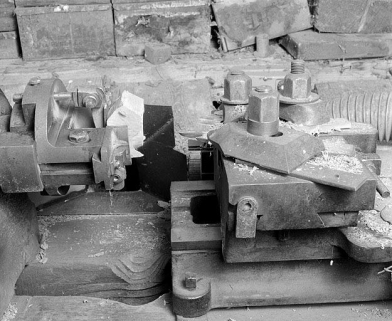 Mandrin gueule de loup et chariot porte-outils. © Région Bourgogne-Franche-Comté, Inventaire du patrimoine