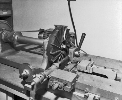 Détail du chariot et de la fraise. © Région Bourgogne-Franche-Comté, Inventaire du patrimoine