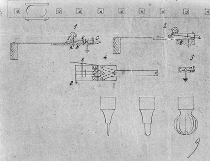 Dessins de détails [partie droite du plan] : éléments du bâti, engrenages, système de rotation des supports d'ébauchons, fraises. © Région Bourgogne-Franche-Comté, Inventaire du patrimoine
