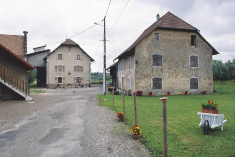Vue d'ensemble depuis l'ouest. © Région Bourgogne-Franche-Comté, Inventaire du patrimoine
