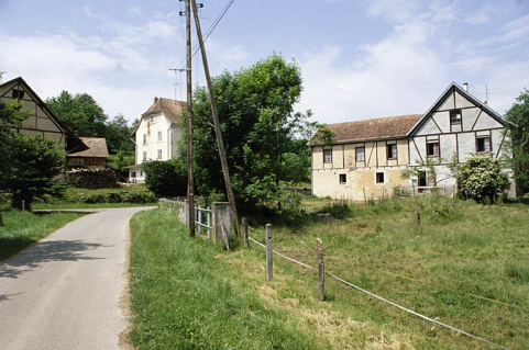 Vue d'ensemble depuis l'est. © Région Bourgogne-Franche-Comté, Inventaire du patrimoine
