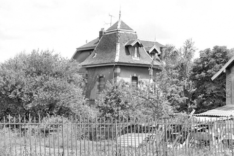Toitures du logement patronal. © Région Bourgogne-Franche-Comté, Inventaire du patrimoine