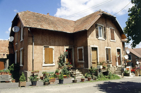 Maison ouvrière à 4 logements (1921). © Région Bourgogne-Franche-Comté, Inventaire du patrimoine