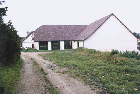 Ancienne halle à charbon depuis l'est. © Région Bourgogne-Franche-Comté, Inventaire du patrimoine Ancienne halle à charbon depuis l'est. © Région Bourgogne-Franche-Comté, Inventaire du patrimoine