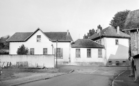 Salle de spectacle, chaufferie et école depuis l'est. © Région Bourgogne-Franche-Comté, Inventaire du patrimoine