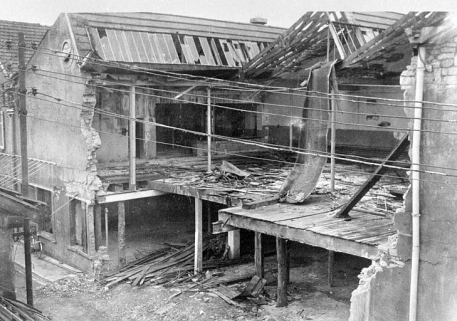 Destruction des ateliers sud en juin 1944. © Région Bourgogne-Franche-Comté, Inventaire du patrimoine