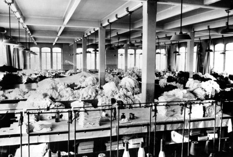 Atelier (confection ?). © Région Bourgogne-Franche-Comté, Inventaire du patrimoine