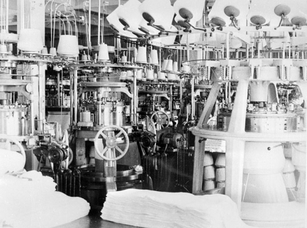 Machines à tricoter. © Région Bourgogne-Franche-Comté, Inventaire du patrimoine