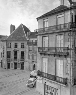 Façade sur rue, détail de la partie droite. © Région Bourgogne-Franche-Comté, Inventaire du patrimoine