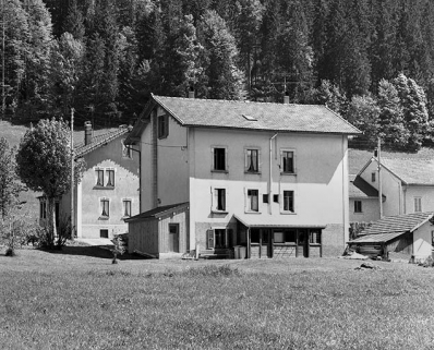 Façade postérieure. © Région Bourgogne-Franche-Comté, Inventaire du patrimoine Façade postérieure. © Région Bourgogne-Franche-Comté, Inventaire du patrimoine