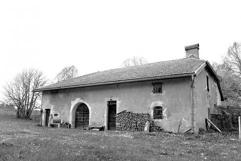 Façade antérieure. © Région Bourgogne-Franche-Comté, Inventaire du patrimoine Façade antérieure. © Région Bourgogne-Franche-Comté, Inventaire du patrimoine