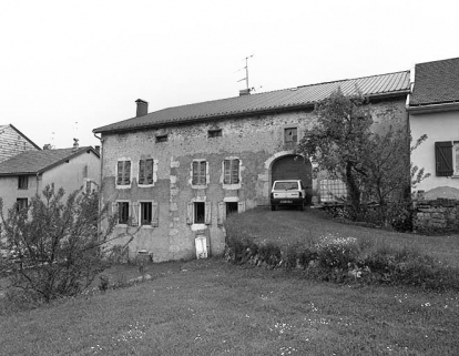 Façade postérieure. © Région Bourgogne-Franche-Comté, Inventaire du patrimoine Façade postérieure. © Région Bourgogne-Franche-Comté, Inventaire du patrimoine