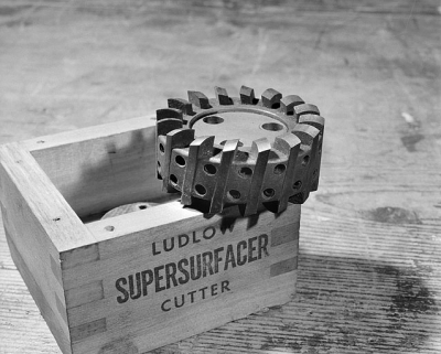 Fraise sortie de sa boîte de protection. © Région Bourgogne-Franche-Comté, Inventaire du patrimoine