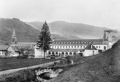 Société Anonyme de Filature et Tissage de Giromagny. Le tissage du Pont : vue d'ensemble. © Région Bourgogne-Franche-Comté, Inventaire du patrimoine