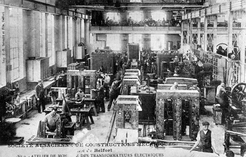 Atelier de montage des transformateurs électriques. © Région Bourgogne-Franche-Comté, Inventaire du patrimoine