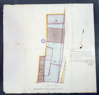 Plan-masse de l'hôtel découpé en lots. © Région Bourgogne-Franche-Comté, Inventaire du patrimoine