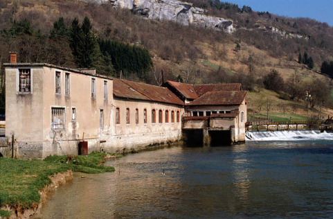 Façade postérieure de l'atelier de bonneterie primitif. © Région Bourgogne-Franche-Comté, Inventaire du patrimoine Façade postérieure de l'atelier de bonneterie primitif. © Région Bourgogne-Franche-Comté, Inventaire du patrimoine