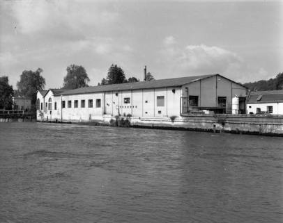Atelier de fabrication (axes de leviers de vitesses) depuis la rive droite. © Région Bourgogne-Franche-Comté, Inventaire du patrimoine