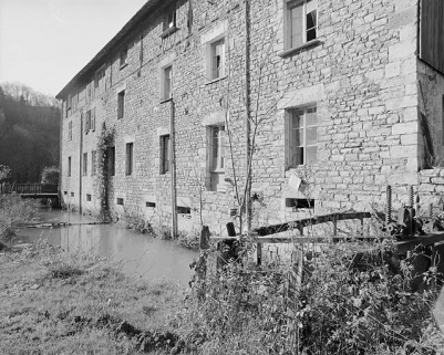 Façade sur le canal. © Région Bourgogne-Franche-Comté, Inventaire du patrimoine