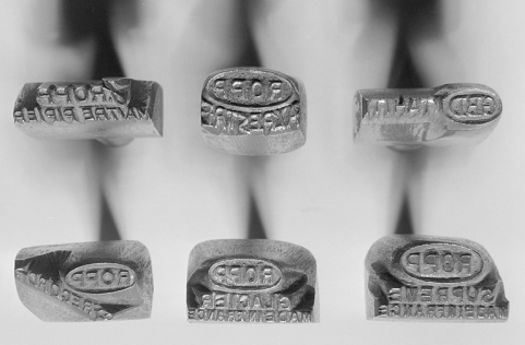 Ensemble de six poinçons de la société. © Région Bourgogne-Franche-Comté, Inventaire du patrimoine