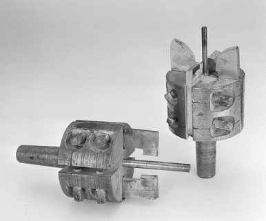 Détail de deux outils de coupe. © Région Bourgogne-Franche-Comté, Inventaire du patrimoine