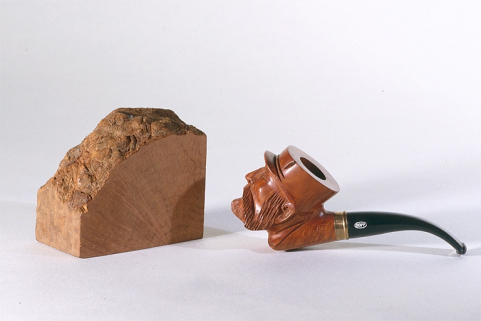 Ebauchon et pipe sculptée en bruyère. © Région Bourgogne-Franche-Comté, Inventaire du patrimoine