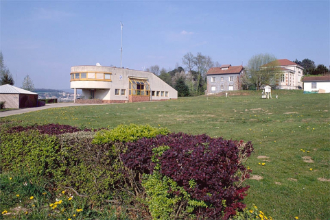 Partie nord : vue d'ensemble rapprochée depuis l'ouest. © Région Bourgogne-Franche-Comté, Inventaire du patrimoine Partie nord : vue d'ensemble rapprochée depuis l'ouest. © Région Bourgogne-Franche-Comté, Inventaire du patrimoine