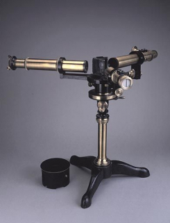 Vue d'ensemble, prisme apparent. © Région Bourgogne-Franche-Comté, Inventaire du patrimoine