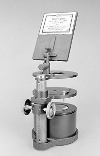 Face postérieure. © Région Bourgogne-Franche-Comté, Inventaire du patrimoine