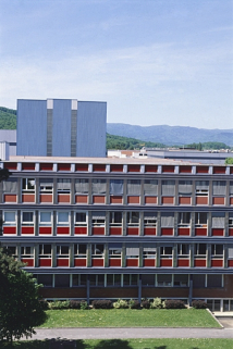 Travées de bureaux. © Région Bourgogne-Franche-Comté, Inventaire du patrimoine