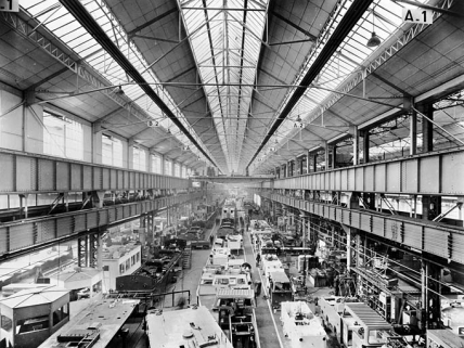 Hall de montage des tractions. © Région Bourgogne-Franche-Comté, Inventaire du patrimoine
