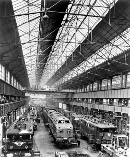 Hall de montage des locomotives électriques. © Région Bourgogne-Franche-Comté, Inventaire du patrimoine