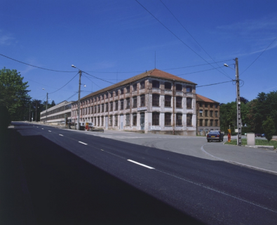 Vue d'ensemble depuis le sud-est. © Région Bourgogne-Franche-Comté, Inventaire du patrimoine Vue d'ensemble depuis le sud-est. © Région Bourgogne-Franche-Comté, Inventaire du patrimoine