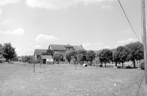 Ecole. © Région Bourgogne-Franche-Comté, Inventaire du patrimoine Ecole. © Région Bourgogne-Franche-Comté, Inventaire du patrimoine