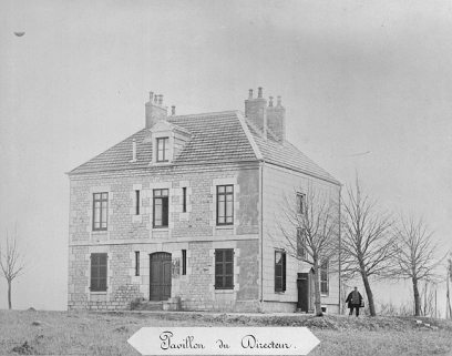 Pavillon du directeur, fin 19e siècle. © Région Bourgogne-Franche-Comté, Inventaire du patrimoine Pavillon du directeur, fin 19e siècle. © Région Bourgogne-Franche-Comté, Inventaire du patrimoine