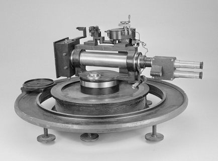 Vue latérale, depuis la droite. © Région Bourgogne-Franche-Comté, Inventaire du patrimoine Vue latérale, depuis la droite. © Région Bourgogne-Franche-Comté, Inventaire du patrimoine