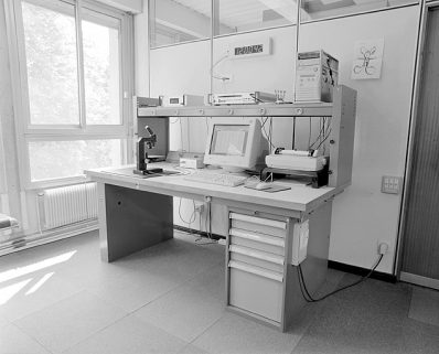 Partie sud : laboratoire d'essais et bureaux, installation de contrôles chronométriques. © Région Bourgogne-Franche-Comté, Inventaire du patrimoine Partie sud : laboratoire d'essais et bureaux, installation de contrôles chronométriques. © Région Bourgogne-Franche-Comté, Inventaire du patrimoine