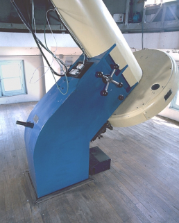 L'articulation du pied avec l'axe du monde. © Région Bourgogne-Franche-Comté, Inventaire du patrimoine