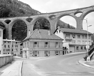 Vue d'ensemble rapprochée, depuis le sud. © Région Bourgogne-Franche-Comté, Inventaire du patrimoine