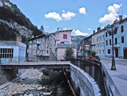 Vue d'ensemble, depuis le sud. © Région Bourgogne-Franche-Comté, Inventaire du patrimoine Vue d'ensemble, depuis le sud. © Région Bourgogne-Franche-Comté, Inventaire du patrimoine