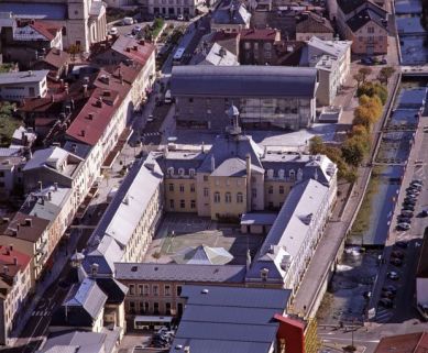 Vue d'ensemble plongeante, depuis le nord. © Région Bourgogne-Franche-Comté, Inventaire du patrimoine Vue d'ensemble plongeante, depuis le nord. © Région Bourgogne-Franche-Comté, Inventaire du patrimoine