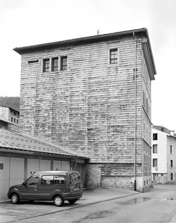 Elévation postérieure, de trois quarts droite. © Région Bourgogne-Franche-Comté, Inventaire du patrimoine