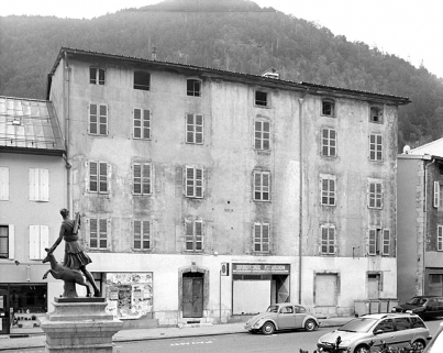 Elévation antérieure. © Région Bourgogne-Franche-Comté, Inventaire du patrimoine