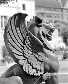 Détail : aile, torse et mufle. © Région Bourgogne-Franche-Comté, Inventaire du patrimoine