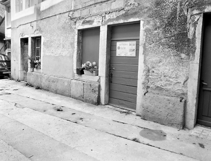 Aile nord : rez-de-chaussée, de trois quarts droite. © Région Bourgogne-Franche-Comté, Inventaire du patrimoine